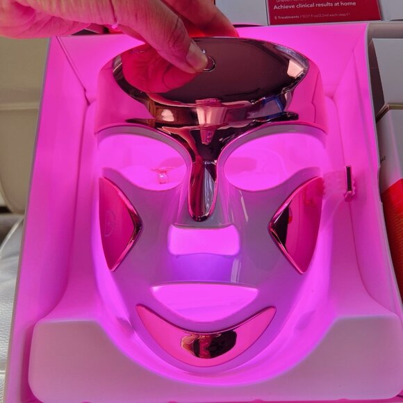 Dr. Dennis Gross Plump Glow Collagen Boost FaceWare Pro Mask Set Pink - Limited - Picture 10 of 15